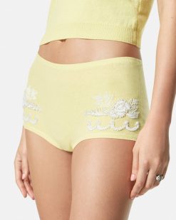 Pantalons Et Shorts | Versace Short Brode En Maille De Cachemire